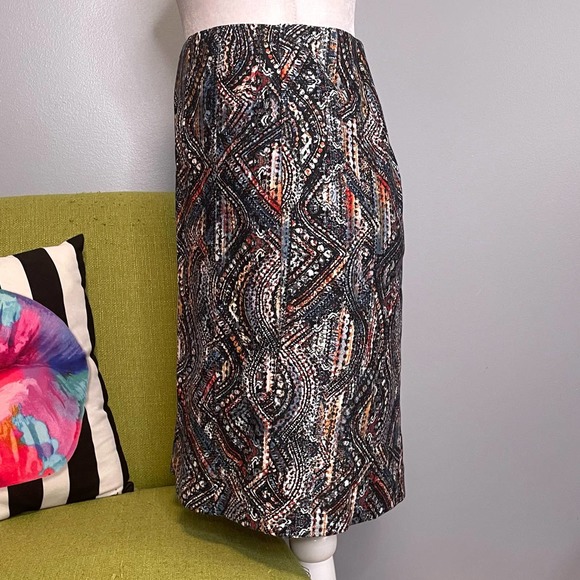 J Jill Ponte Mod Paisley Jacobean Print Straight Pencil Skirt - Picture 3 of 5